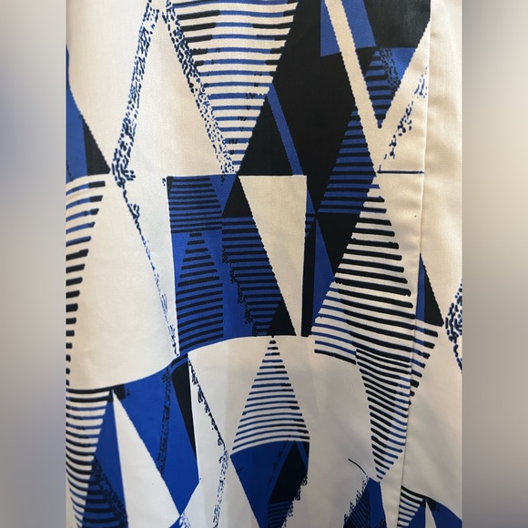 Geometric Tab Front Top - Picture 4 of 5